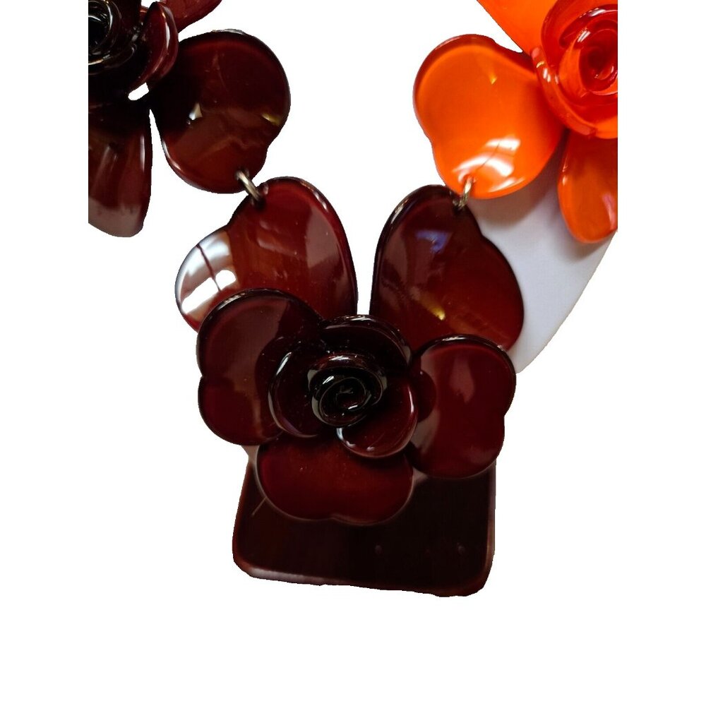 Maroon and Coral Color Resin Lucite Floral Statement Necklace Vintage  22 inches - Picture 4 of 8